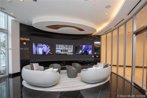 Copropriété à louer à Miami, Floride: 2 chambres, 144.93 m2 № 2024104 - photo 15