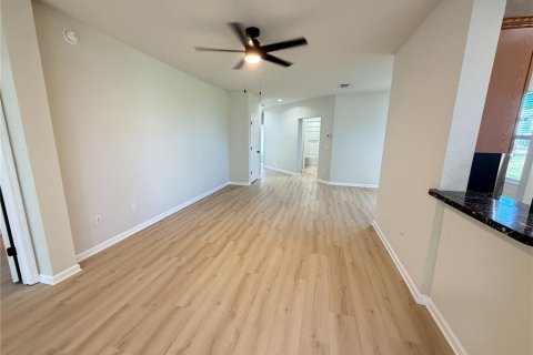Condo in Ocala, Florida, 3 bedrooms  № 2390940 - photo 9