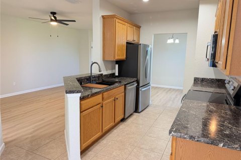 Condo in Ocala, Florida, 3 bedrooms  № 2390940 - photo 10