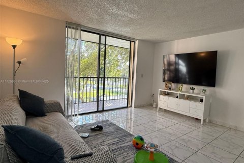 Condominio en venta en Miami, Florida, 2 dormitorios, 89.65 m2 № 1476738 - foto 7