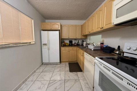 Condominio en venta en Miami, Florida, 2 dormitorios, 89.65 m2 № 1476738 - foto 8