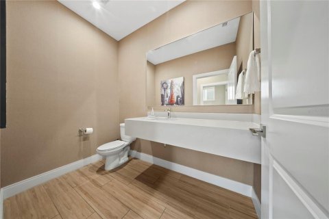 Townhouse in Kissimmee, Florida 4 bedrooms, 218.88 sq.m. № 2097204 - photo 25