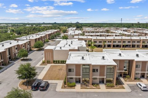 Townhouse in Kissimmee, Florida 4 bedrooms, 218.88 sq.m. № 2097204 - photo 4