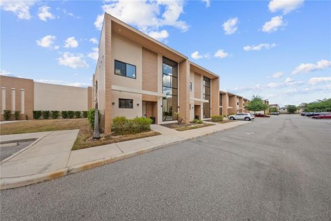 Townhouse in Kissimmee, Florida 4 bedrooms, 218.88 sq.m. № 2097204 - photo 21