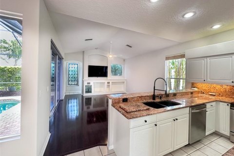 House in Sarasota, Florida 3 bedrooms, 214.05 sq.m. № 1870160 - photo 13
