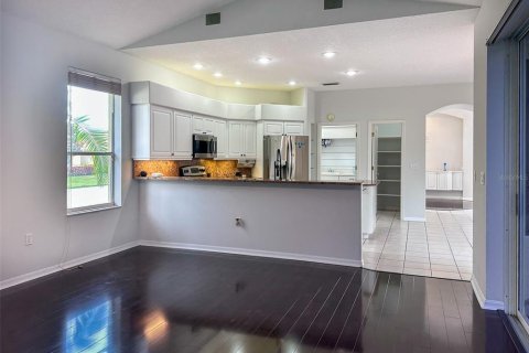 House in Sarasota, Florida 3 bedrooms, 214.05 sq.m. № 1870160 - photo 14