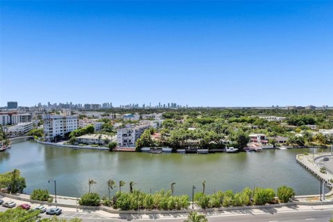 Copropriété à vendre à Miami Beach, Floride: 1 chambre, 82.68 m2 № 2155022 - photo 15