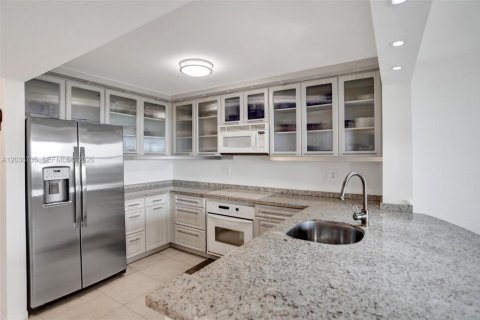 Copropriété à vendre à Miami Beach, Floride: 1 chambre, 82.68 m2 № 2155022 - photo 7