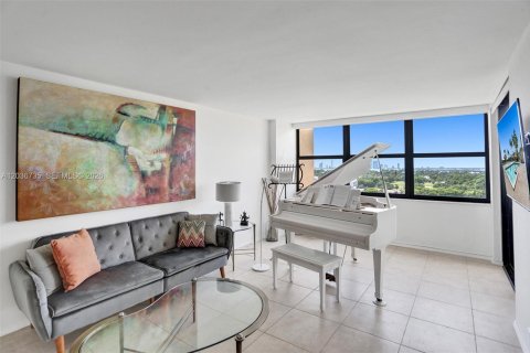 Copropriété à vendre à Miami Beach, Floride: 1 chambre, 82.68 m2 № 2155022 - photo 2
