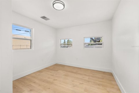 Casa en venta en Lakeland, Florida, 3 dormitorios, 75.81 m2 № 1878220 - foto 18