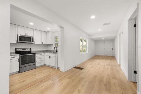 Casa en venta en Lakeland, Florida, 3 dormitorios, 75.81 m2 № 1878220 - foto 11