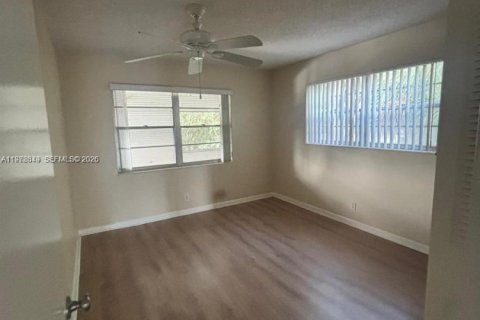 Condominio en venta en West Palm Beach, Florida, 2 dormitorios, 74.14 m2 № 2042143 - foto 9