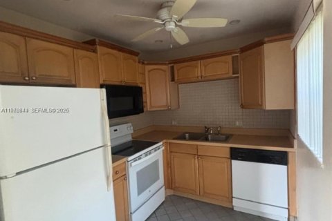 Condominio en venta en West Palm Beach, Florida, 2 dormitorios, 74.14 m2 № 2042143 - foto 6