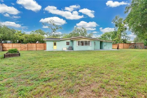 House in Sanford, Florida 3 bedrooms, 132.48 sq.m. № 1806676 - photo 23