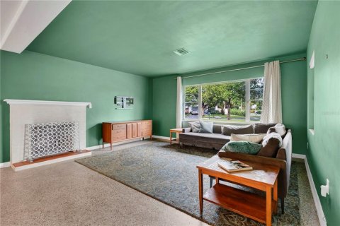 House in Sanford, Florida 3 bedrooms, 132.48 sq.m. № 1806676 - photo 5