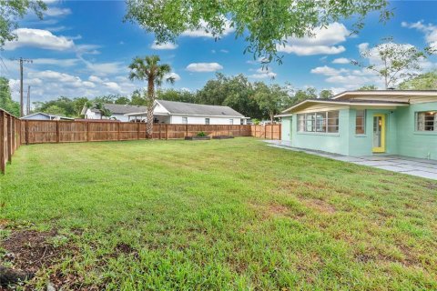 House in Sanford, Florida 3 bedrooms, 132.48 sq.m. № 1806676 - photo 22