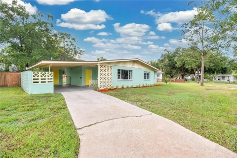 House in Sanford, Florida 3 bedrooms, 132.48 sq.m. № 1806676 - photo 2