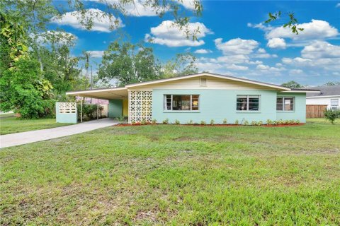 House in Sanford, Florida 3 bedrooms, 132.48 sq.m. № 1806676 - photo 1