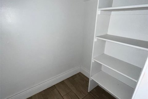 Condominio en alquiler en Orlando, Florida, 3 dormitorios, 132.48 m2 № 1915675 - foto 20