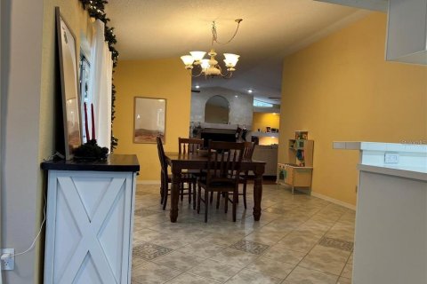House in Port Richey, Florida 3 bedrooms, 200.11 sq.m. № 1778746 - photo 10