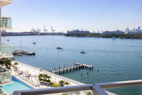 Снять в аренду кондоминиум в Майами-Бич, Флорида 1 спальня, 56.67м2, № 1998963 - фото 23