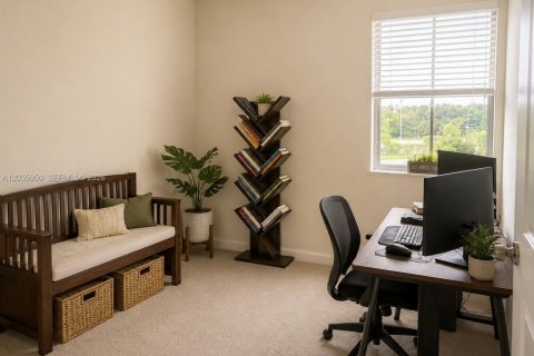 Touwnhouse à louer à Hialeah Gardens, Floride: 3 chambres, 153.29 m2 № 2084233 - photo 13