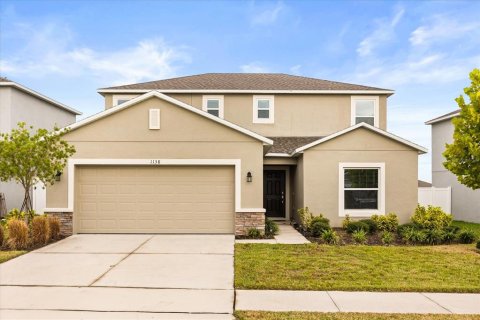House in Groveland, Florida 5 bedrooms, 222.59 sq.m. № 2217912