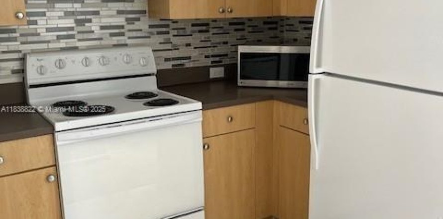 Touwnhouse à Aventura, Floride 1 chambre, 79.8 m2 № 1828269