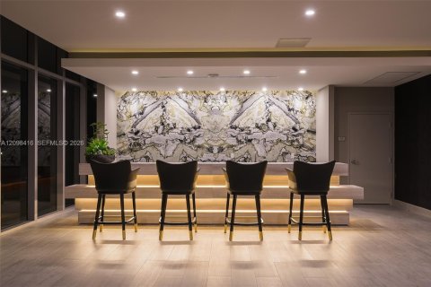 Condo in Miami, Florida, 1 bedroom  № 2394461 - photo 21