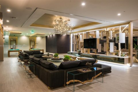 Condo in Miami, Florida, 1 bedroom  № 2394461 - photo 30