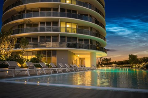 Condo in Miami, Florida, 1 bedroom  № 2394461 - photo 23