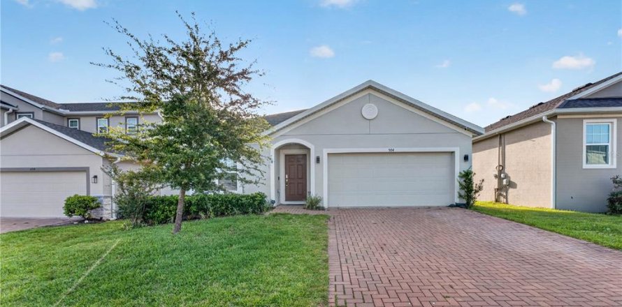 Villa ou maison à Minneola, Floride 4 chambres, 195.37 m2 № 2200633