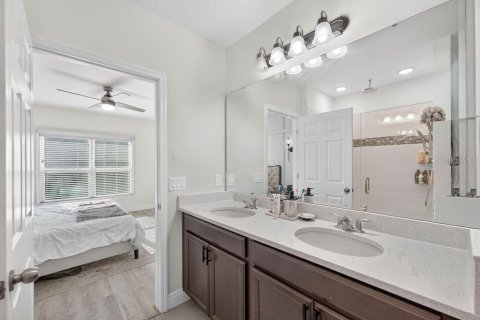 Villa ou maison à vendre à Minneola, Floride: 4 chambres, 195.37 m2 № 2200633 - photo 16