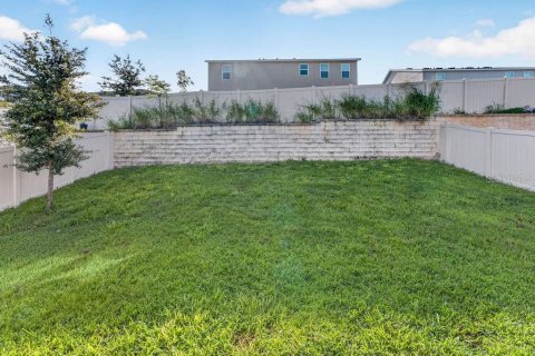 Villa ou maison à vendre à Minneola, Floride: 4 chambres, 195.37 m2 № 2200633 - photo 4