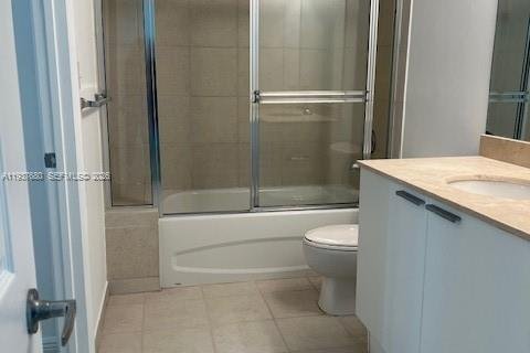 Снять в аренду кондоминиум в Холливуд, Флорида 2 спальни, 135.36м2, № 1995557 - фото 13