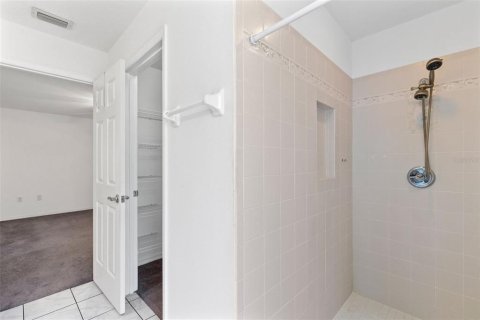 Casa en venta en Tavares, Florida, 4 dormitorios, 186.83 m2 № 2226252 - foto 14
