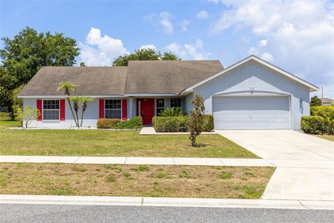 Casa en Tavares, Florida 4 dormitorios, 186.83 m2 № 2226252