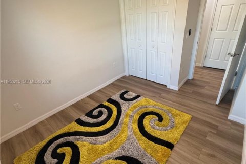 Снять в аренду виллу или дом в Себринг, Флорида 3 спальни, 130.06м2, № 2080106 - фото 16