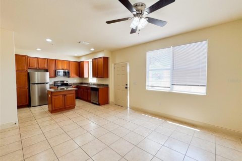Adosado en venta en Davenport, Florida, 4 dormitorios, 181.16 m2 № 1776669 - foto 8