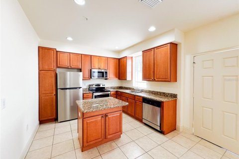 Adosado en venta en Davenport, Florida, 4 dormitorios, 181.16 m2 № 1776669 - foto 5