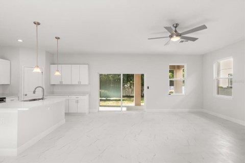 Villa ou maison à vendre à Casselberry, Floride: 4 chambres, 224.08 m2 № 2105687 - photo 9