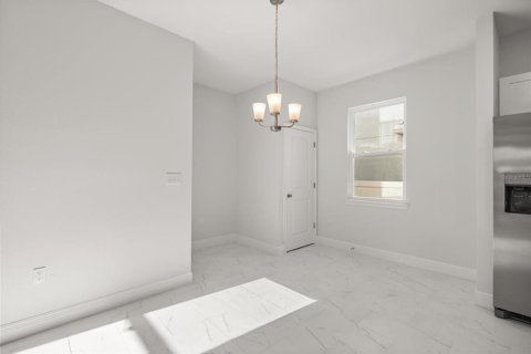 Villa ou maison à vendre à Casselberry, Floride: 4 chambres, 224.08 m2 № 2105687 - photo 11