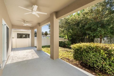 Villa ou maison à vendre à Casselberry, Floride: 4 chambres, 224.08 m2 № 2105687 - photo 3