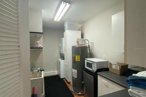 Propiedad comercial en alquiler en Ruskin, Florida, 477.98 m2 № 1806570 - foto 13