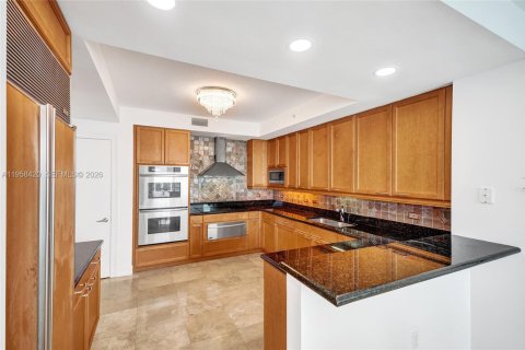 Condominio en venta en Aventura, Florida, 2 dormitorios, 275.92 m2 № 2032407 - foto 23