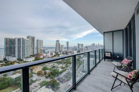 Condominio en alquiler en Miami, Florida, 1 dormitorio, 63.08 m2 № 1936881 - foto 18