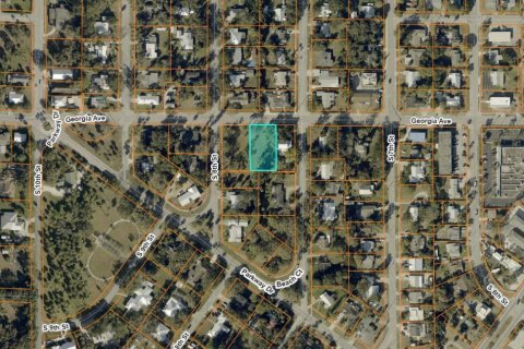 Immobilier commercial à St. Lucie, Floride № 2175441