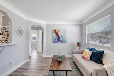 Casa en venta en Saint Petersburg, Florida, 3 dormitorios, 82.4 m2 № 1593424 - foto 16