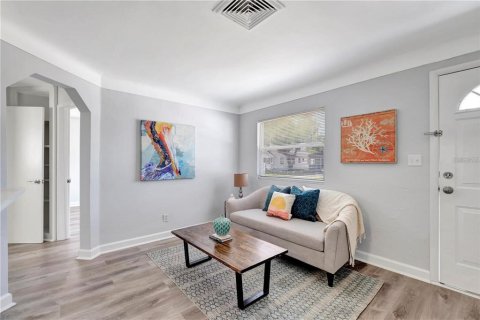 Casa en venta en Saint Petersburg, Florida, 3 dormitorios, 82.4 m2 № 1593424 - foto 17