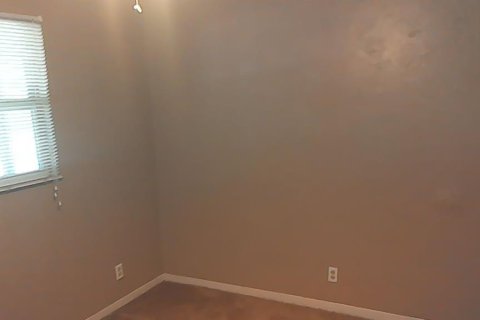 Villa ou maison à louer à Saint Petersburg, Floride: 2 chambres, 70.98 m2 № 1895189 - photo 7